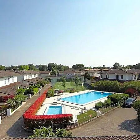 House In A Residential Complex 4*